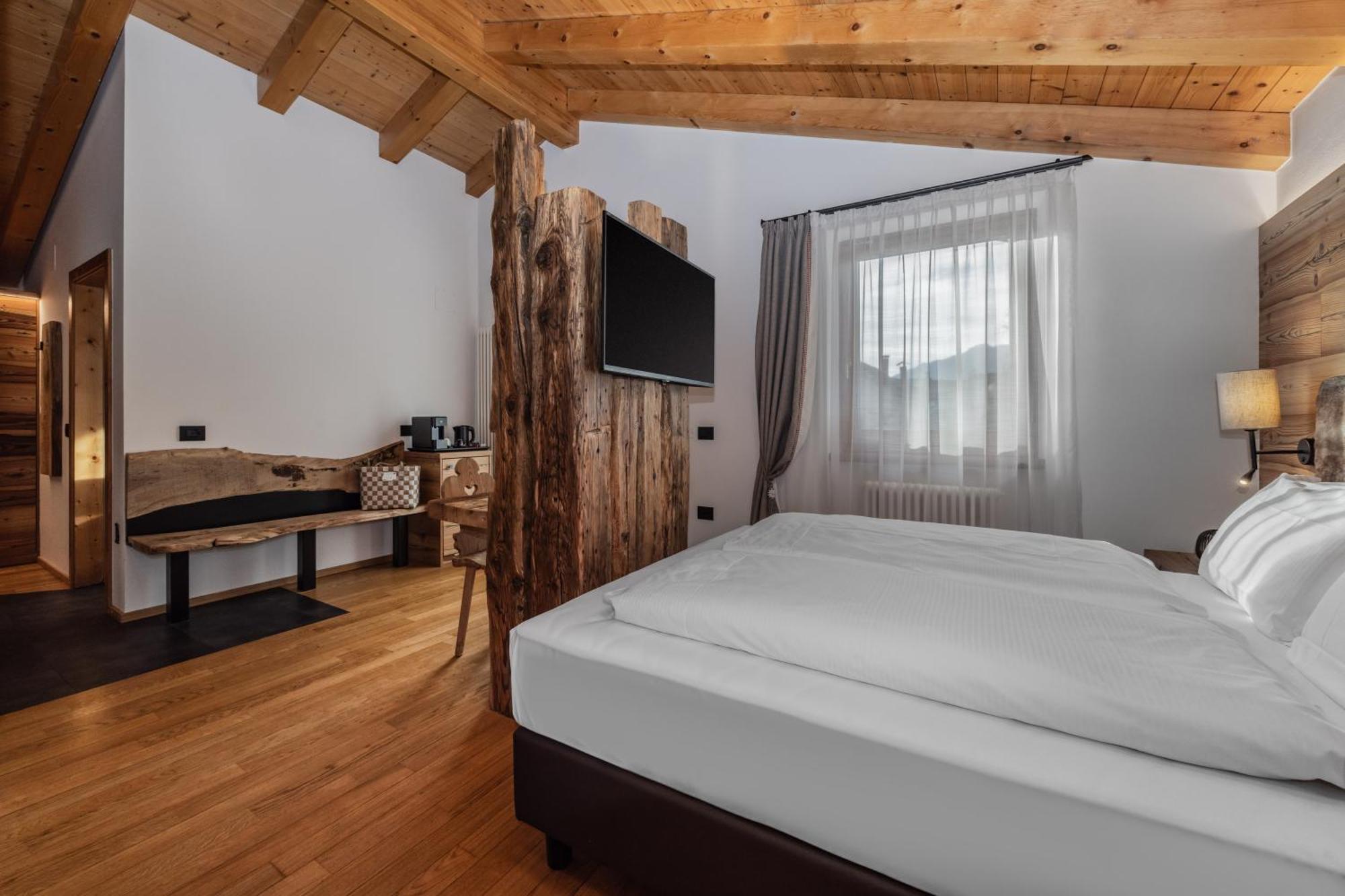 Hotel Ravelli Luxury Spa Медзана Экстерьер фото