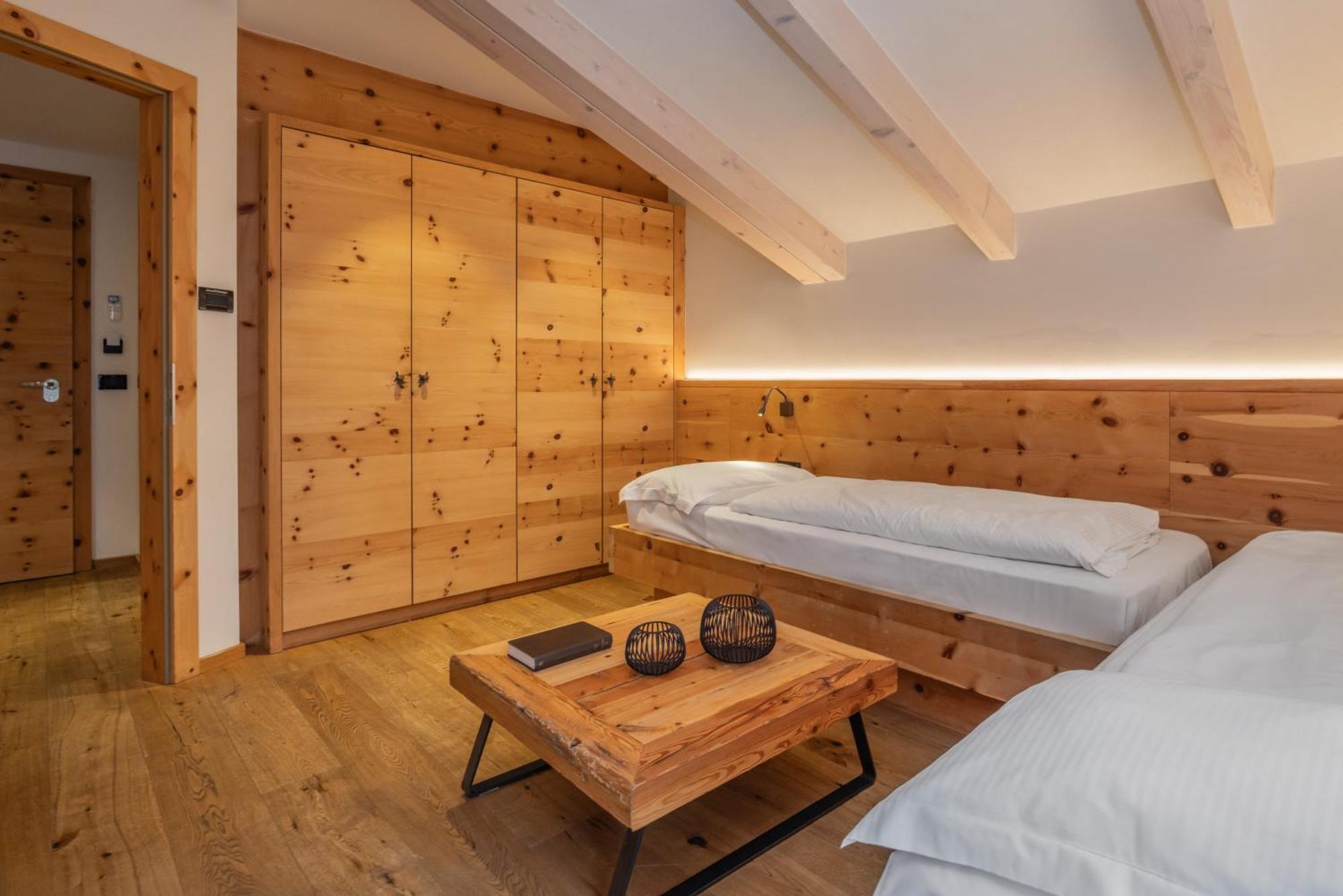 Hotel Ravelli Luxury Spa Медзана Экстерьер фото