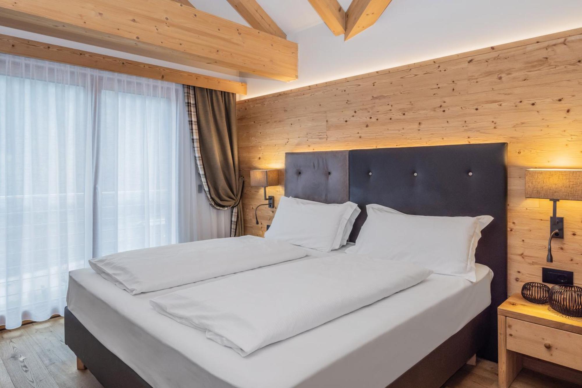 Hotel Ravelli Luxury Spa Медзана Экстерьер фото