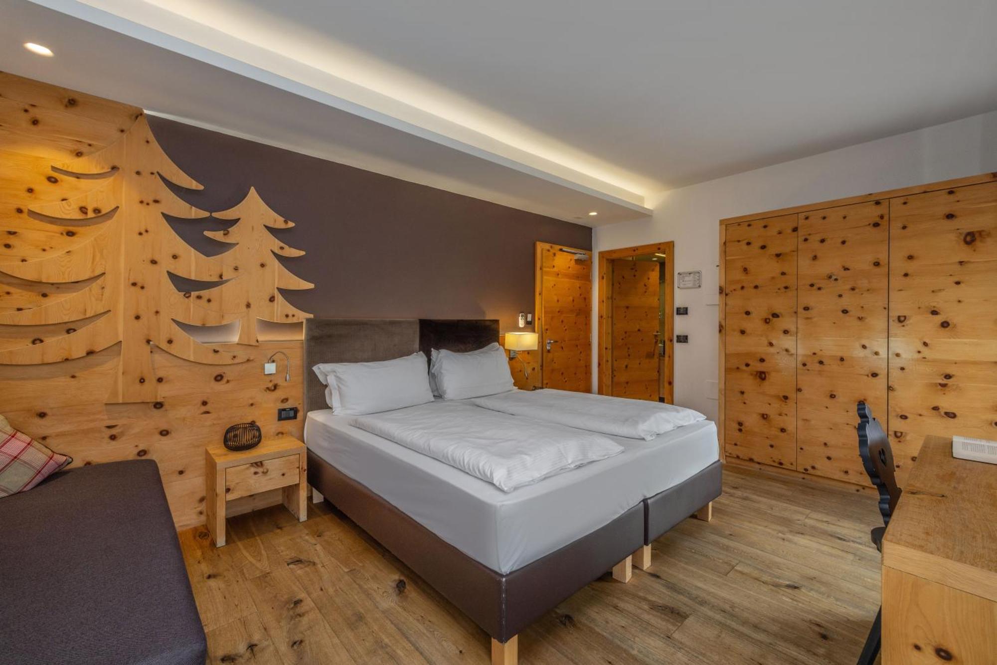 Hotel Ravelli Luxury Spa Медзана Экстерьер фото