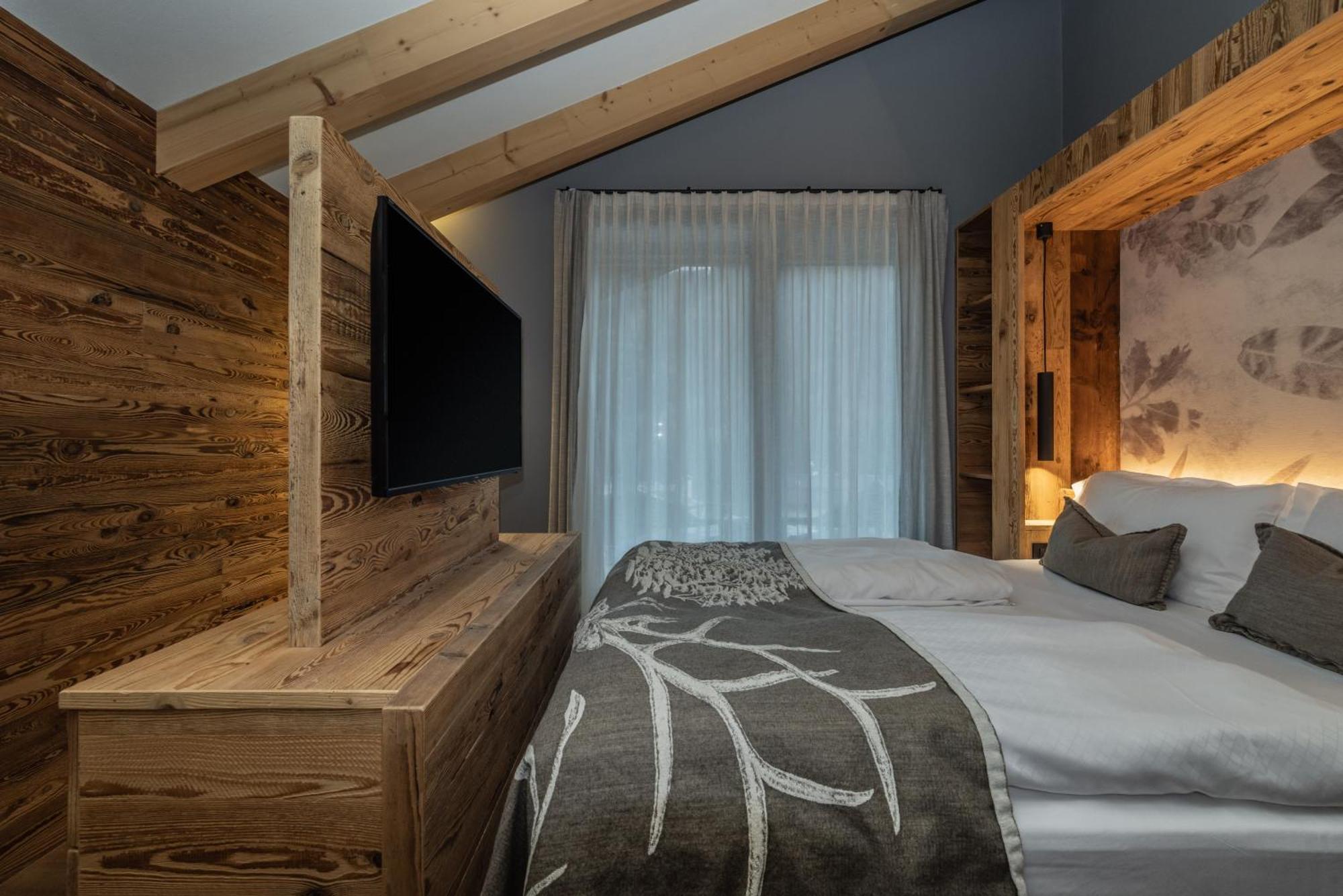 Hotel Ravelli Luxury Spa Медзана Экстерьер фото